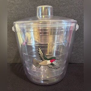 Tervis Tumbler Insulated Ice
Bucket With Lid with Hummingbird Patch 2.5 Qt.